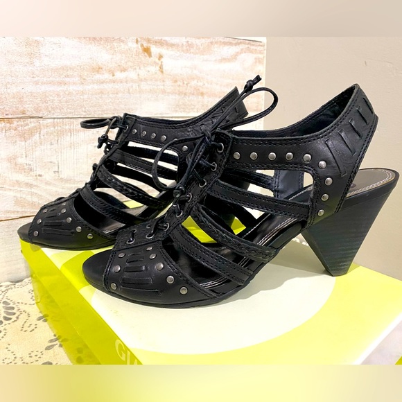 EUC Gianni Bini Gear Up Black Leather heels size 9 🖤 - Picture 4 of 7